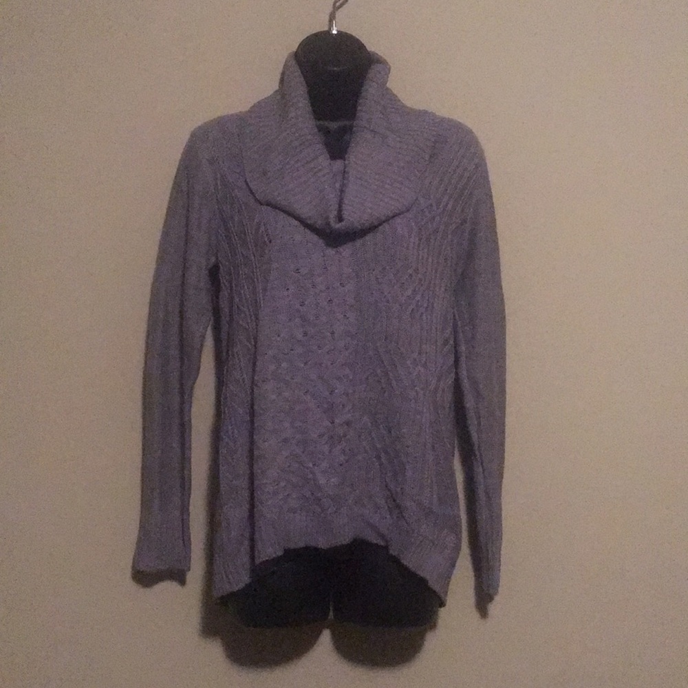 5/$20 NWT gray cowl neck sweater